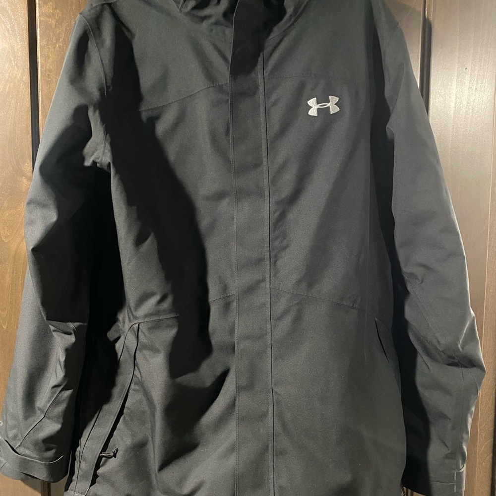 Men’s Medium Under Armour UA Black Coat